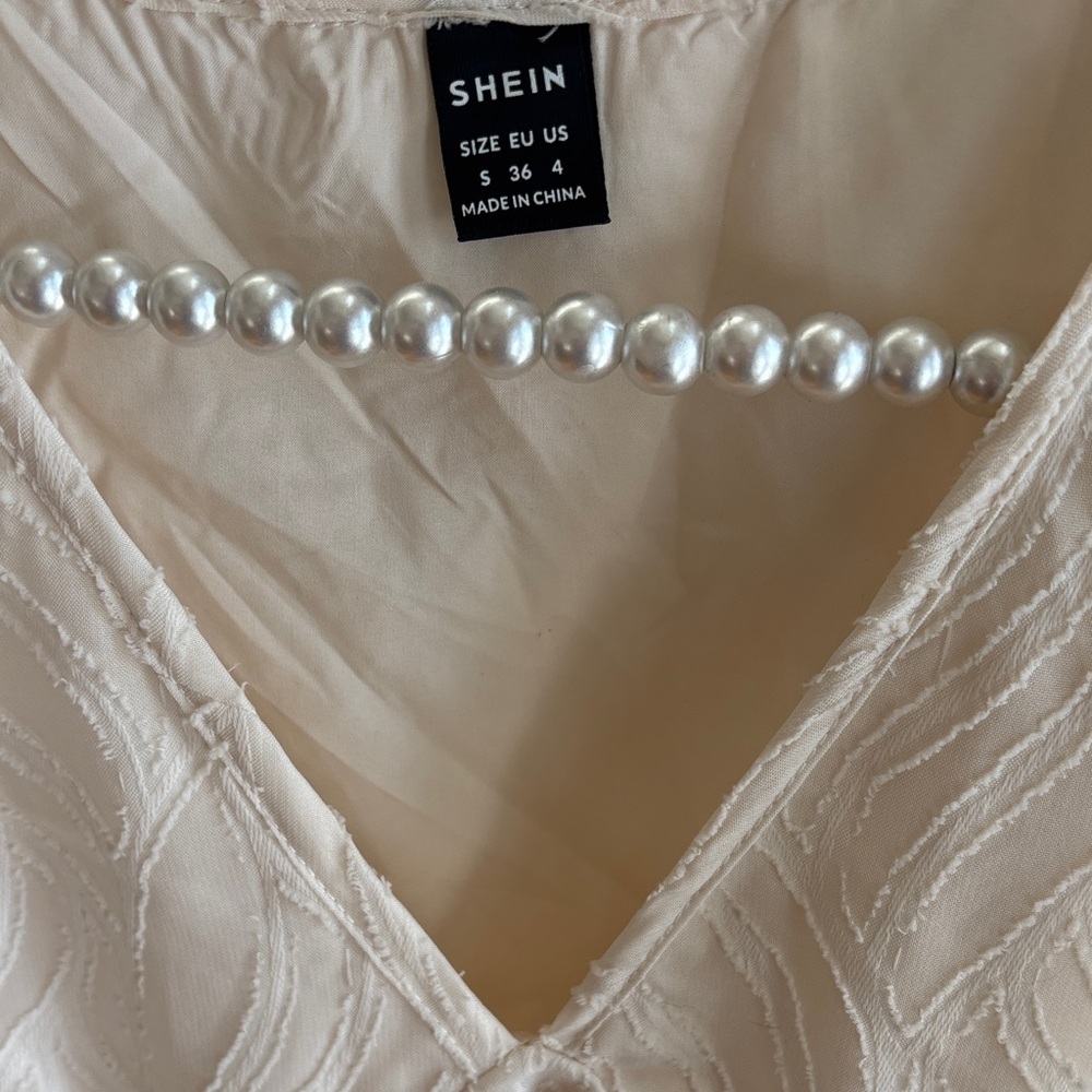 SHEIN.Elegant Ivory Ruffle Sleeve Dress💝Sz Small(4) - Picture 4 of 9